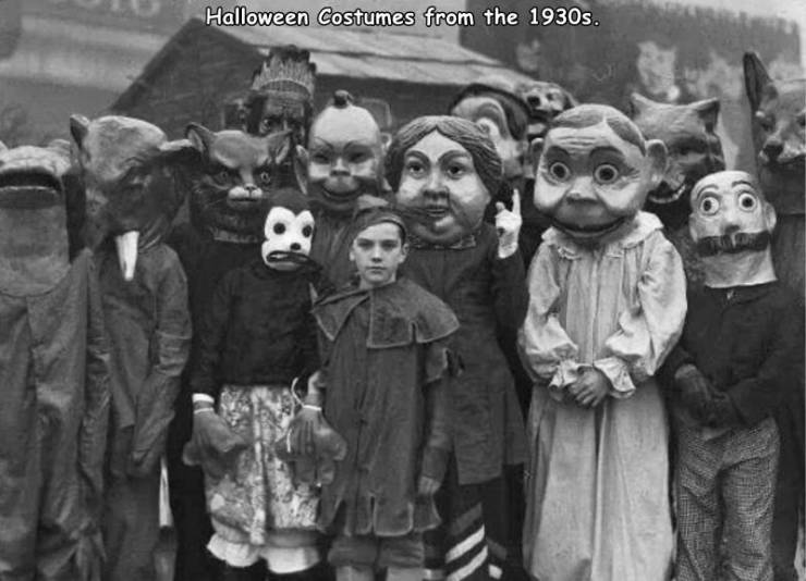 halloween 1930 - Halloween Costumes from the 1930s.