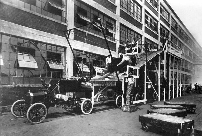Ford Assembly Line, 1913 The very first Ford sold was to Dr. Pfennig in 1903, for a grand total of $850. The “Model A” had a 2-cylinder engine, and could reach a max speed of 30 mph. In 1914 Ford offered its employees double the current market average, creating Henry Ford’s “$5-a-day.” The new salary, accompanied by a shorter working day and company profit sharing, minimized employee turnover, and was significant in growing the middle class and fair wages movement. Henry Ford was quoted saying he wanted to help his workers to a “life” not just a “living.”