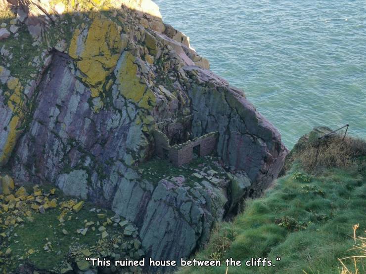 cliff - "This ruined house between the cliffs."