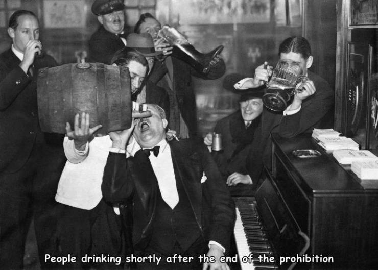 celebrating the end of prohibition 1933 - I People drinking shortly after the end of the prohibition