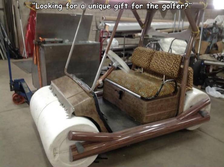 funny random pics - vintage car - "Looking for a unique gift for the golfer?"