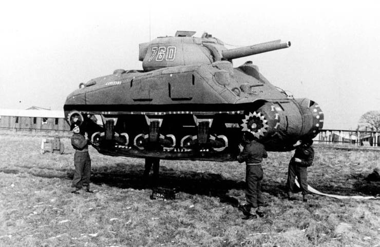 fake tanks ww2
