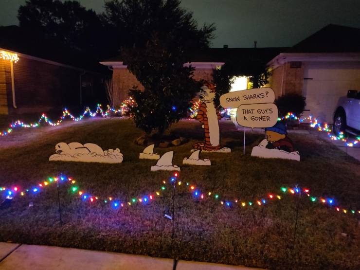 funny photos - christmas lights - Snow Sharks? That Guys A Goner