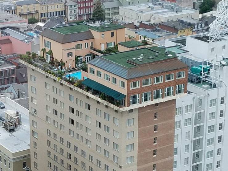 funny random pics - building on top of buildings