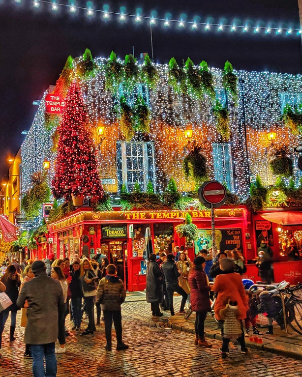 tourist attraction - The Temple Bar Esed. Oktoare The Temple Baru Tobacco Ano Tie Emperor 0