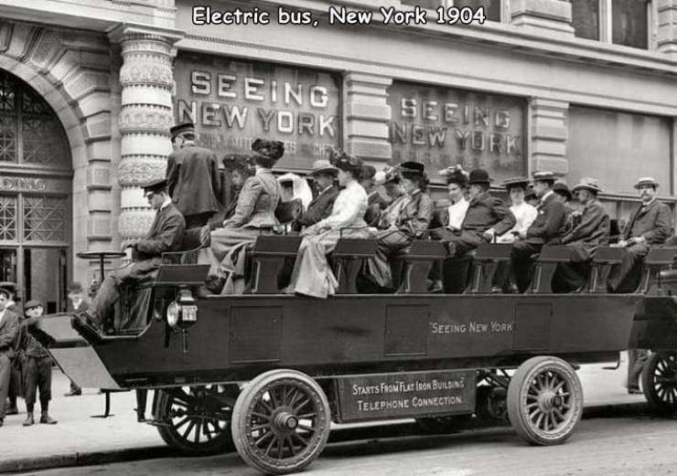 funny random photos - Electric bus, New York 1904 Seeing New York Seeing New York