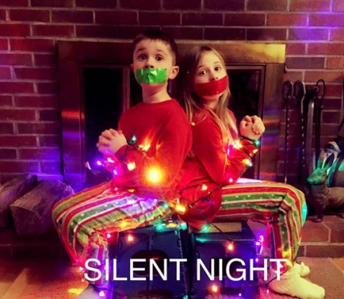 funny christmas pictures kids - Silent Night