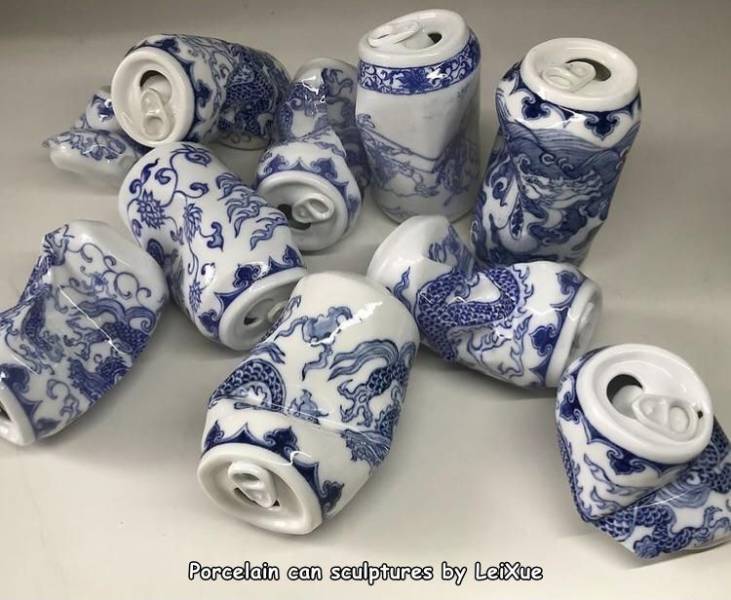 blue and white porcelain - Porcelain can sculptures by Leixue