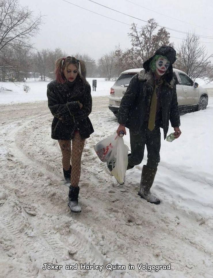 snow - Joker and Harley Quinn in Volgograd