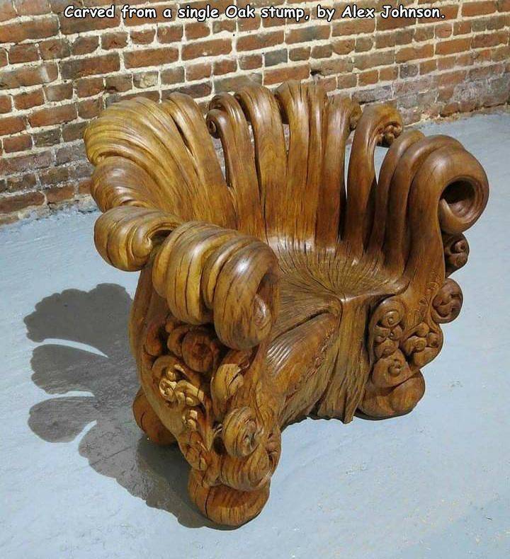 funny randoms and cool pics - carved woodwork chair - Carved from a single Oak stump. by Alex Johnson.