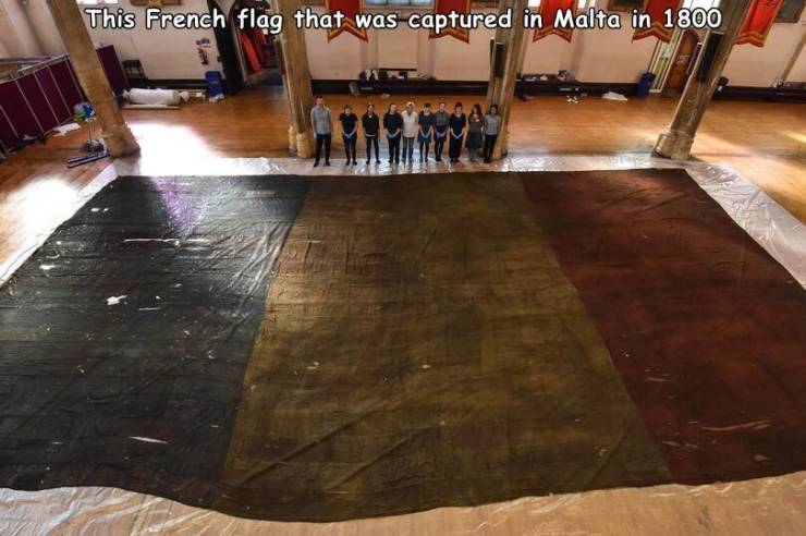 battle of trafalgar flag - This French flag that was captured in Malta in 1800