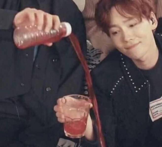 cool pics - jinwoo meme - man dying inside watching drink miss his cup