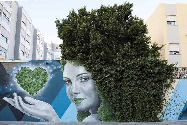 street art with tree hair
