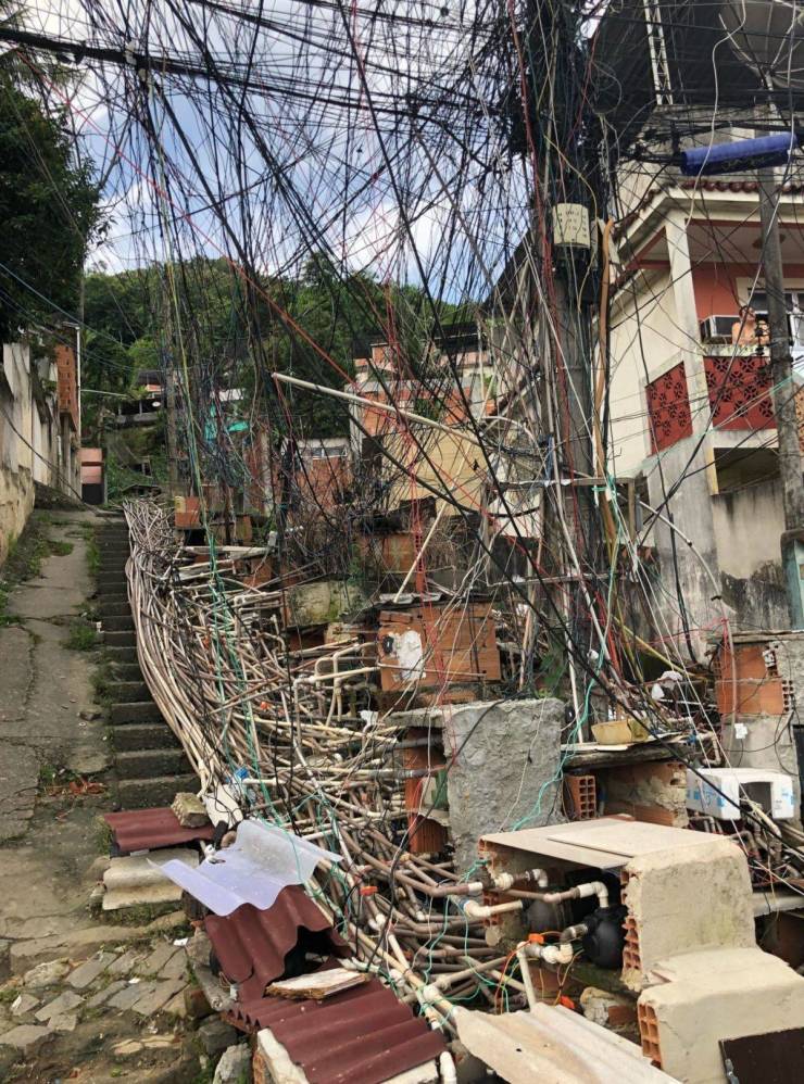 brazil favela wires