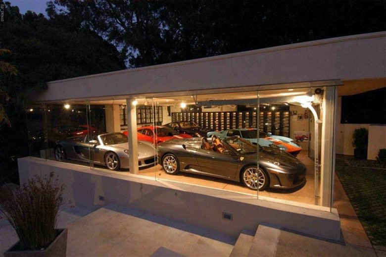 luxury car garage - Otkale