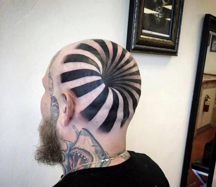head tattoo optical illusion