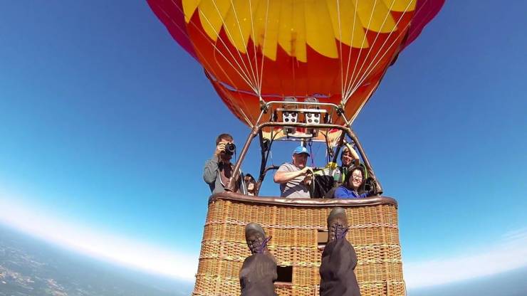 falling out of a hot air balloon