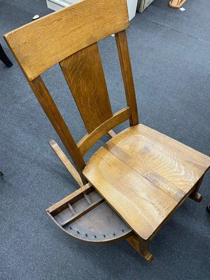 “Great turn of the century mission oak rocking chair with side sewing drawer. Great ingenuity back in the day !! Great find at $25.”