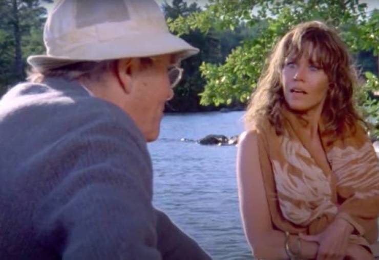 Henry Fonda and his daughter Jane played Norman Thayer Jr. and Chelsea Thayer Wayne in On Golden Pond.
4 Real-Life Family Members Who Continued Their Relationships On Screen