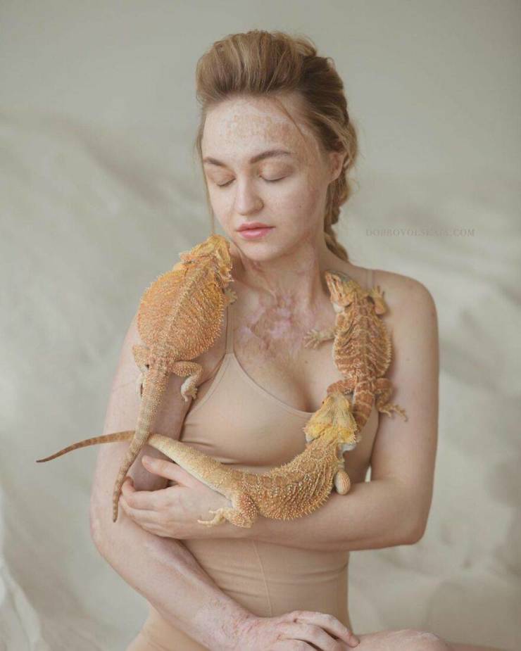 33 Images Of Beautiful Connection Between The World Of Humans And The World Of Animals