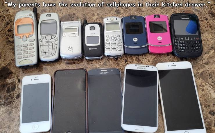 cool random pics - feature phone - "My parents have the evolution of cellphones in their kitchen drawer." Ccouco Codecg 0000 0000 Sambung