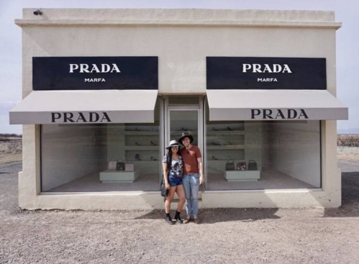 Marfa, Texas

 

A stand alone fake Prada store in the middle of goddamn nowhere. Make sure you stop at Marfa Burrito