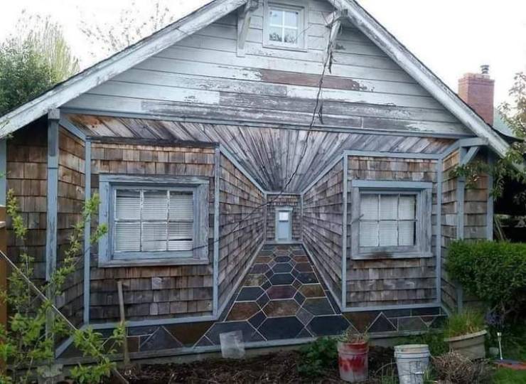 optical illusions house