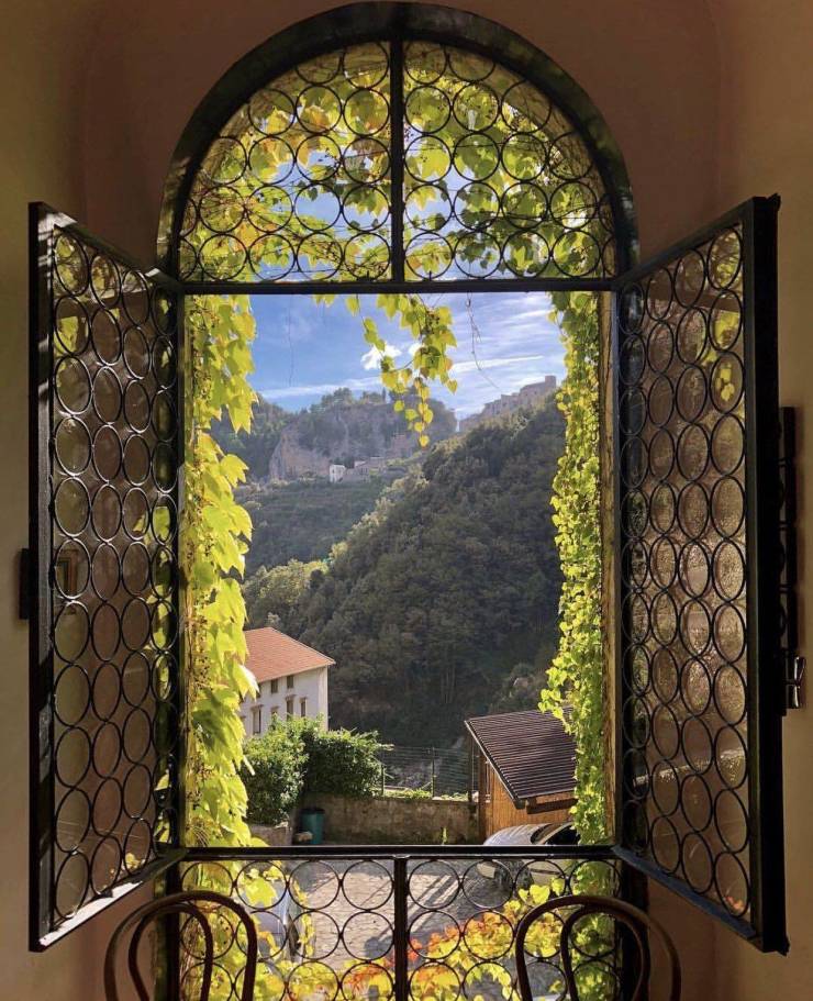 random pics and cool stuff - window view italy aesthetic