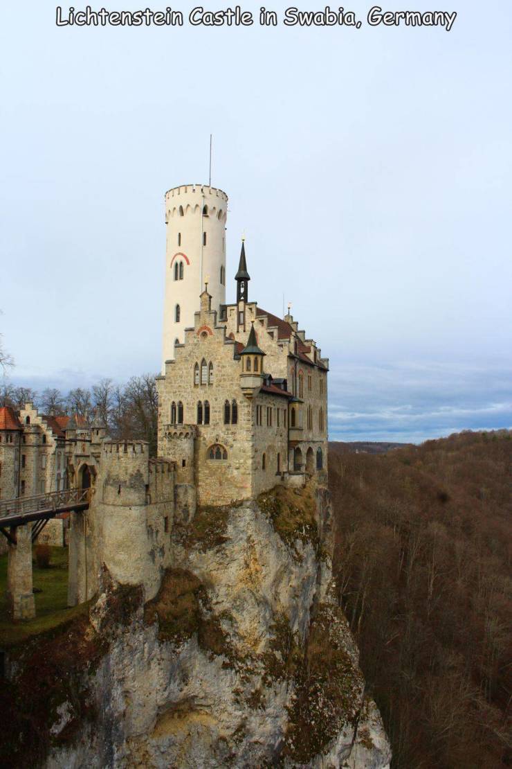funny cool and random pics - lichtenstein castle - Lichtenstein Castle in Swabia, Germany