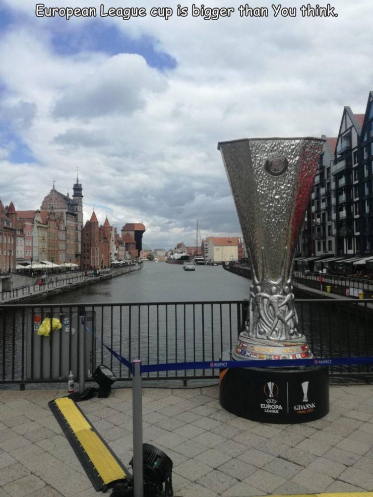 funny cool and random pics - medieval port crane - European League cup is bigger than you think Respect Aspect Europa League Gdansk