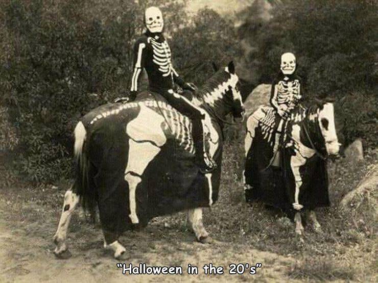 old vintage halloween costume - 683 "Halloween in the 20's"
