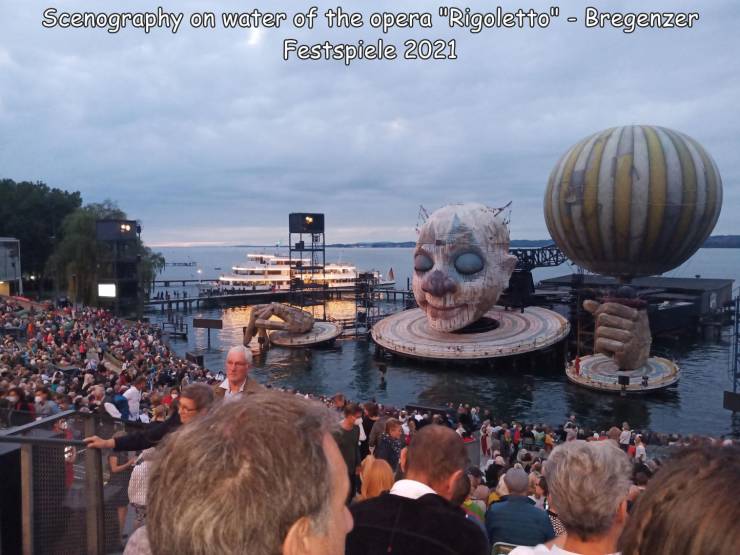 funny pics and random photos - crowd - Scenography on water of the opera "Rigoletto" Bregenzer Festspiele 2021