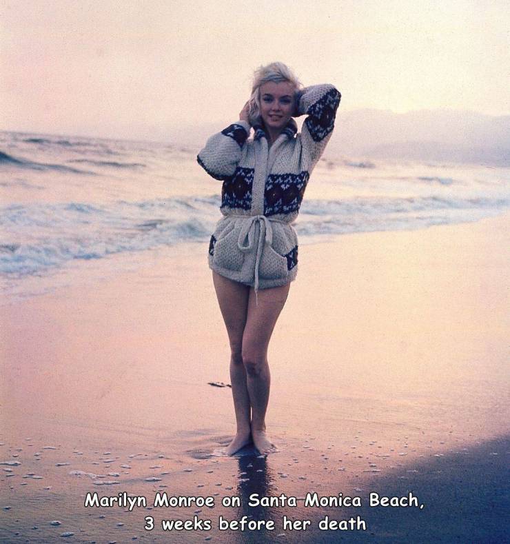 monroe beach george barris - Marilyn Monroe on Santa Monica Beach, 3 weeks before her death