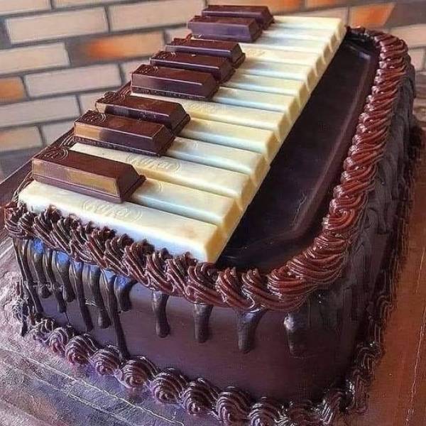 funny and cool pics - chocolate piano cake - Ce