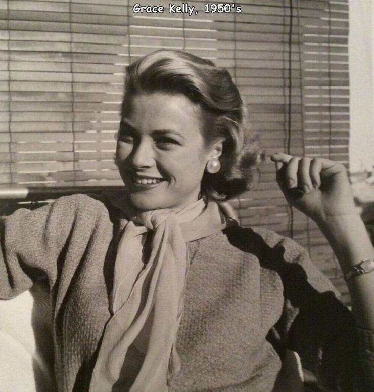 snapshot - Grace Kelly, 1950's