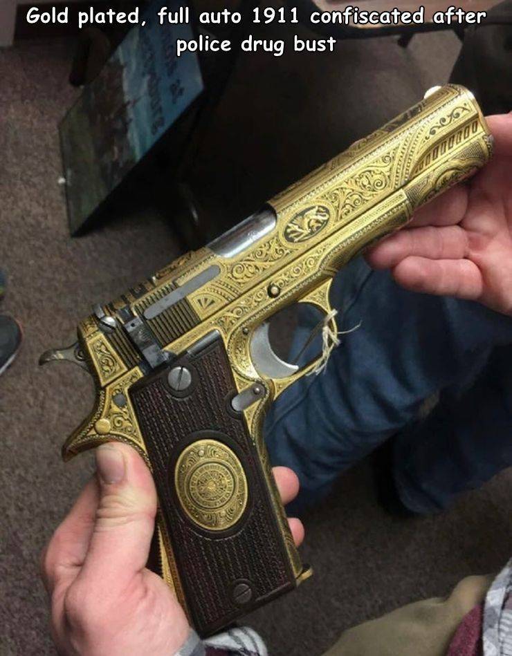 funny photos - Gold - Gold plated, full auto 1911 confiscated after police drug bust Ngo Te 3