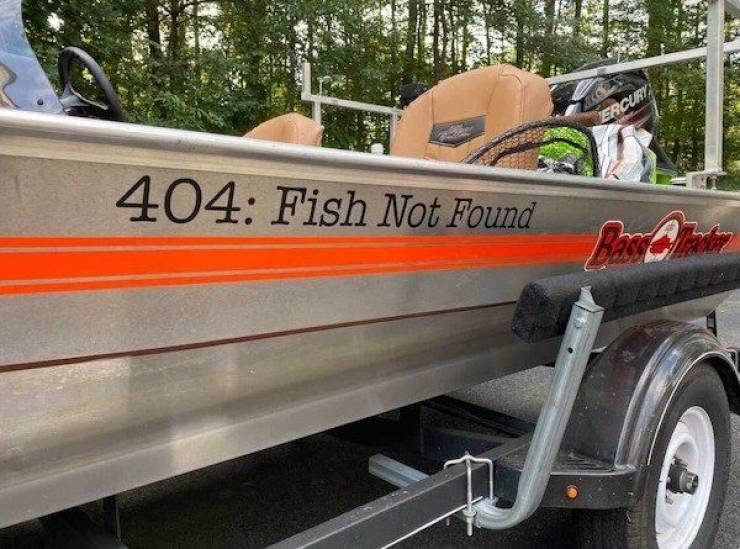 bass boat - Ercury 404 Fish Not Found Baga