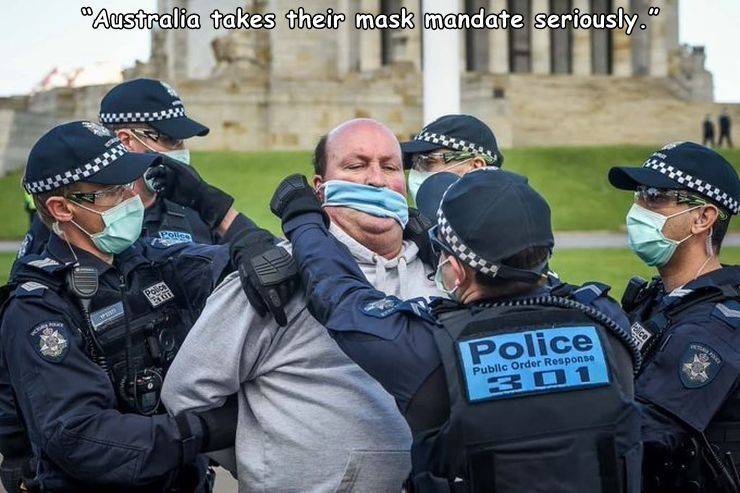 police protest melbourne - Australia takes their mask mandate seriously. Pouca Perte Police mo Public Order Response