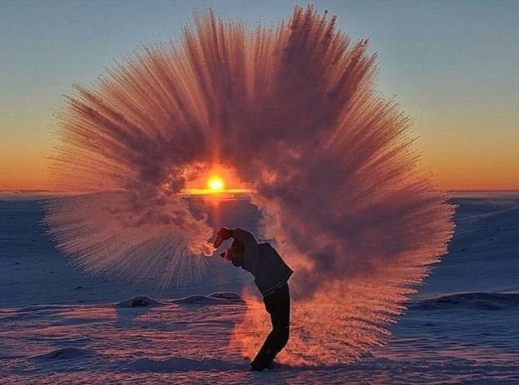 monday morning randomness - hot water frozen