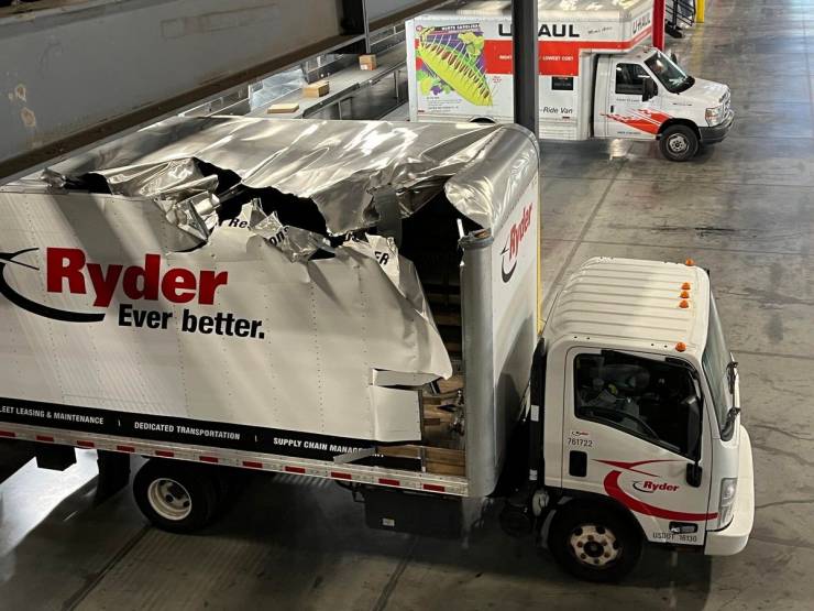truck - Aul Rich von on Sa Ryder B Ppp Ever better. Leet Leasing & Maintenance Dedicated Transportation Supply Chain Manart 781722 Ryder Us