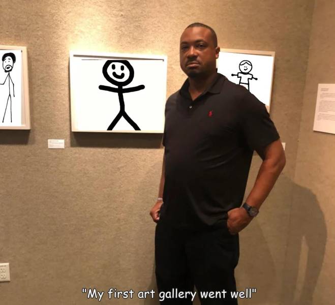 shoulder - "My first art gallery went well"
