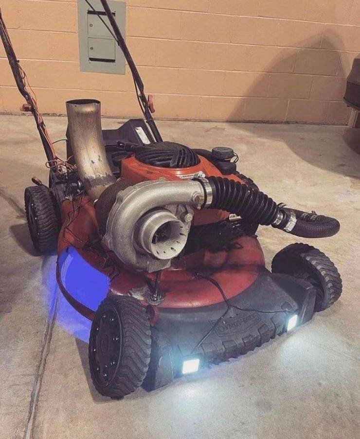 funny memes and random pics - THE CHAINSAW & LAWNMOWER CENTRE - One