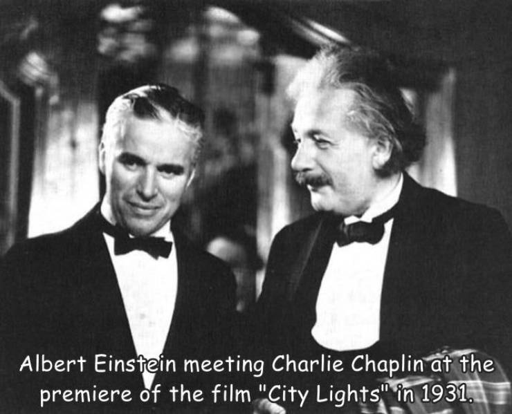 fun randoms - funny photos - albert einstein and charlie chaplin - Albert Einstein meeting Charlie Chaplin at the premiere of the film "City Lights" in 1931.