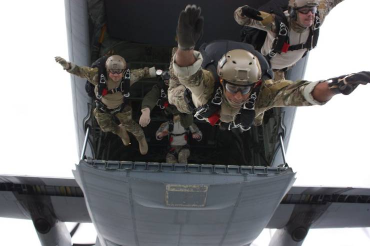 awesome random pics and photos - dive jump military