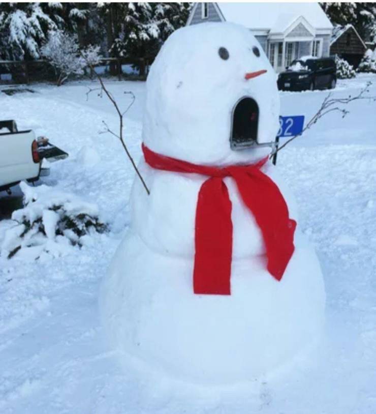 random photos - snowman mailbox - 32