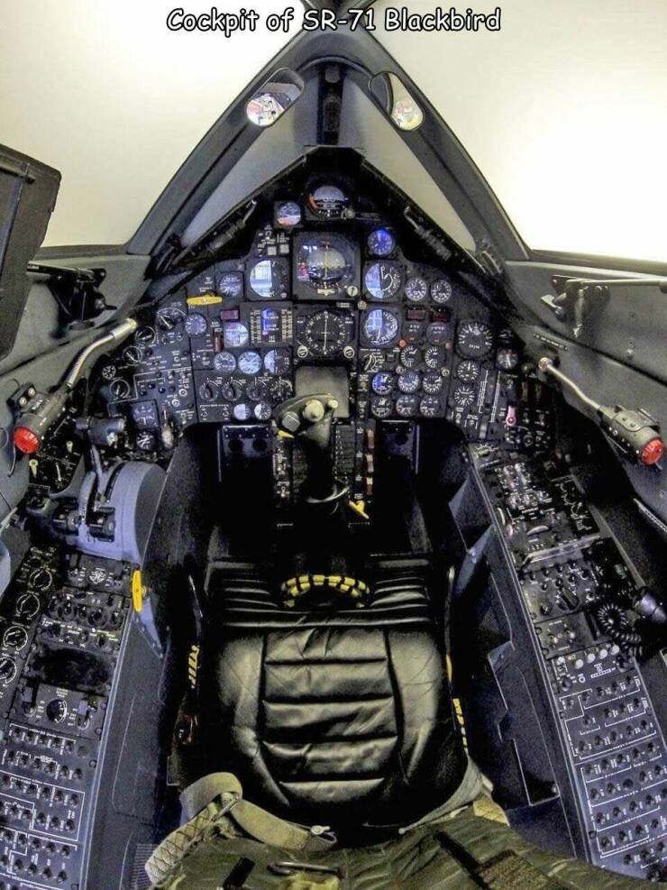 daily dose of randoms - sr 71 blackbird cockpit - Cockpit of Sr71 Blackbird