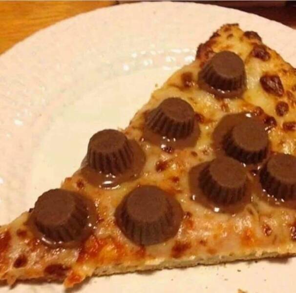 cool random pics -  reeses pizza