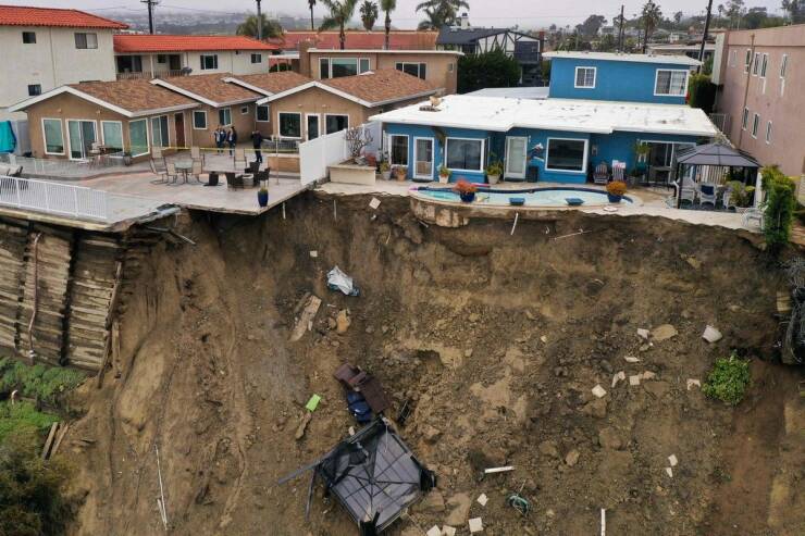 cool random pics - landslides san clemente - 1