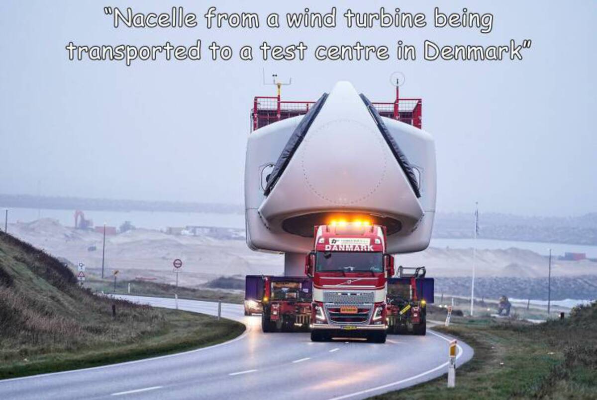 asphalt - "Nacelle from a wind turbine being transported to a test centre in Denmark" D Danmark