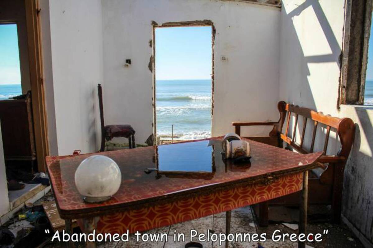 room - Abandoned town in Peloponnes Greece"